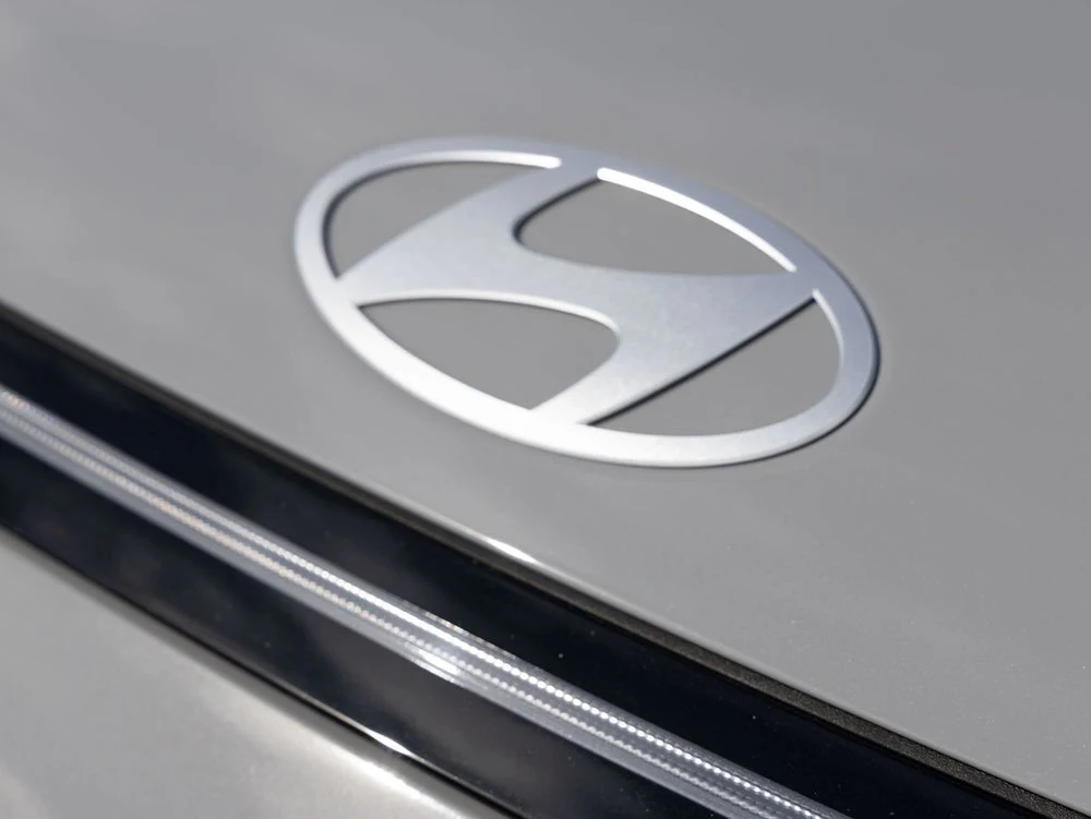 2026 Hyundai Kona Limited (SX2), 8/20