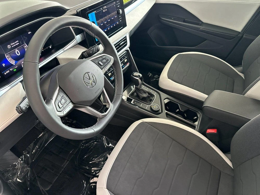 2026 Volkswagen Taos SE (2025 Update), 9/20