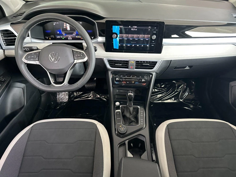 2026 Volkswagen Taos SE (2025 Update), 12/20