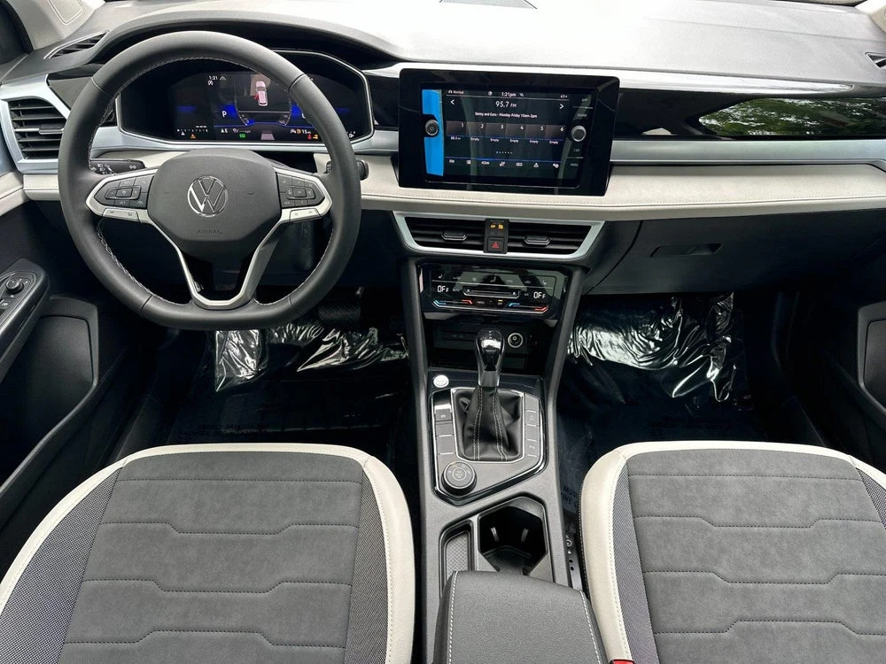 2026 Volkswagen Taos SE (2025 Update), 12/20