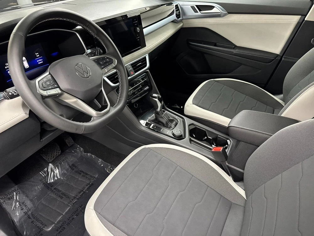 2026 Volkswagen Taos SE (2025 Update), 9/20