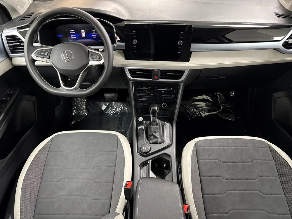 2026 Volkswagen Taos SE (2025 Update), 12/20