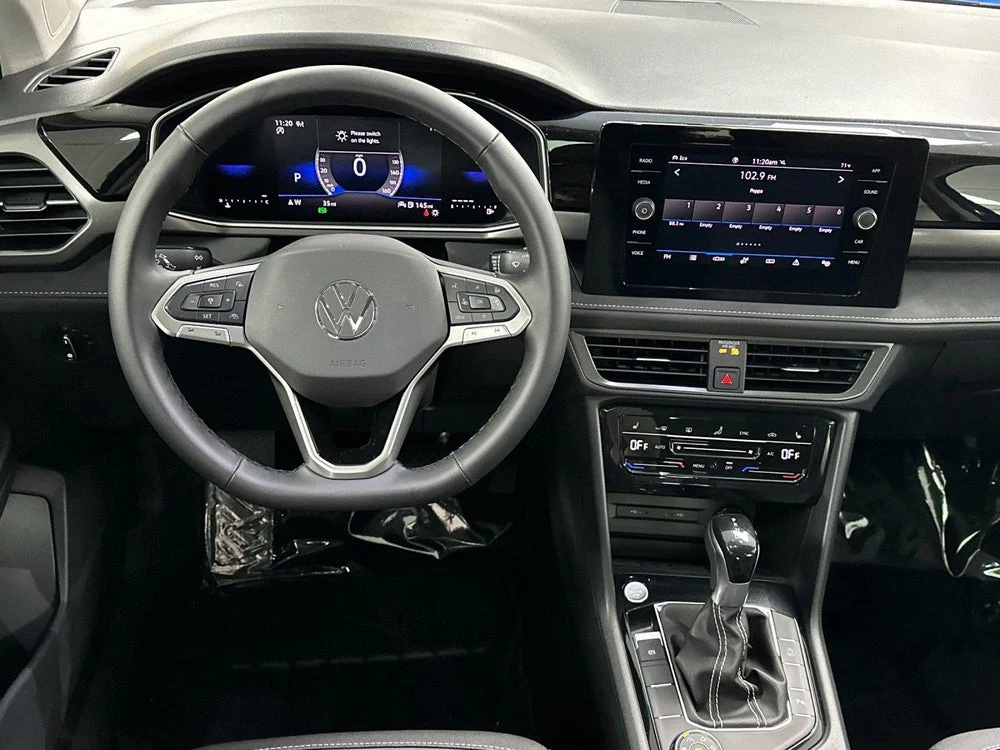 2025 Volkswagen Taos SE Black (2025 Update), 13/20