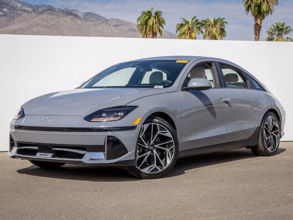 Hyundai IONIQ 6 SEL (Original Version) · Transmission Blue · Indigo Auto Group