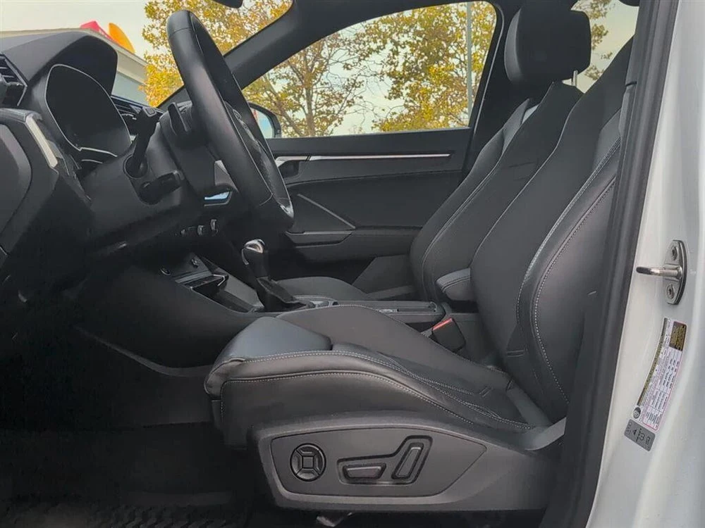 2024 Audi Q3 S line Premium Plus (F3), 10/13