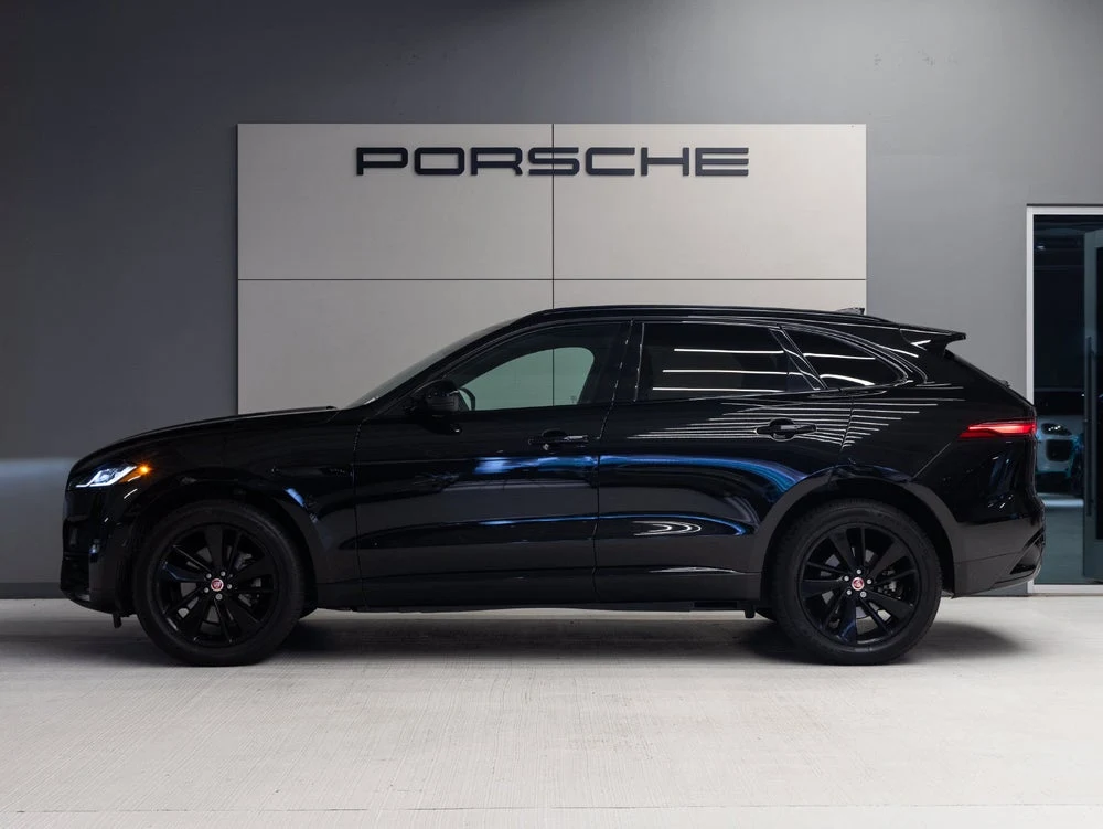 2023 Jaguar F-PACE S (X761), 2/20