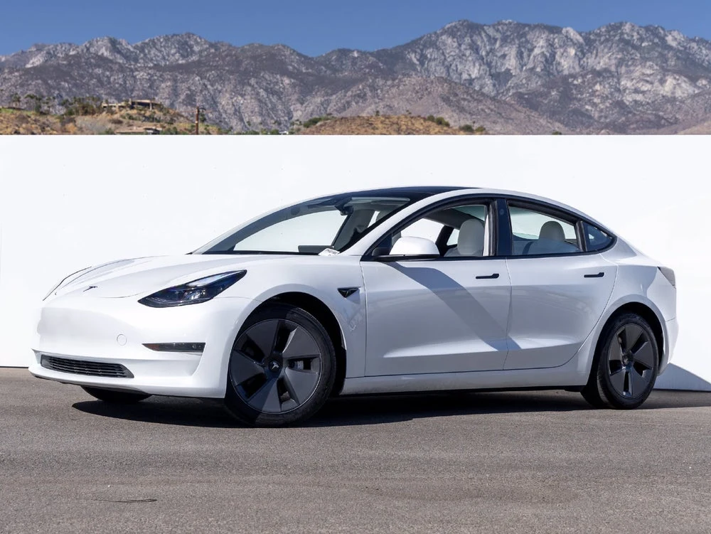 Tesla Model 3 Base (Original Version) · Pearl White Multi-Coat · Indigo Auto Group