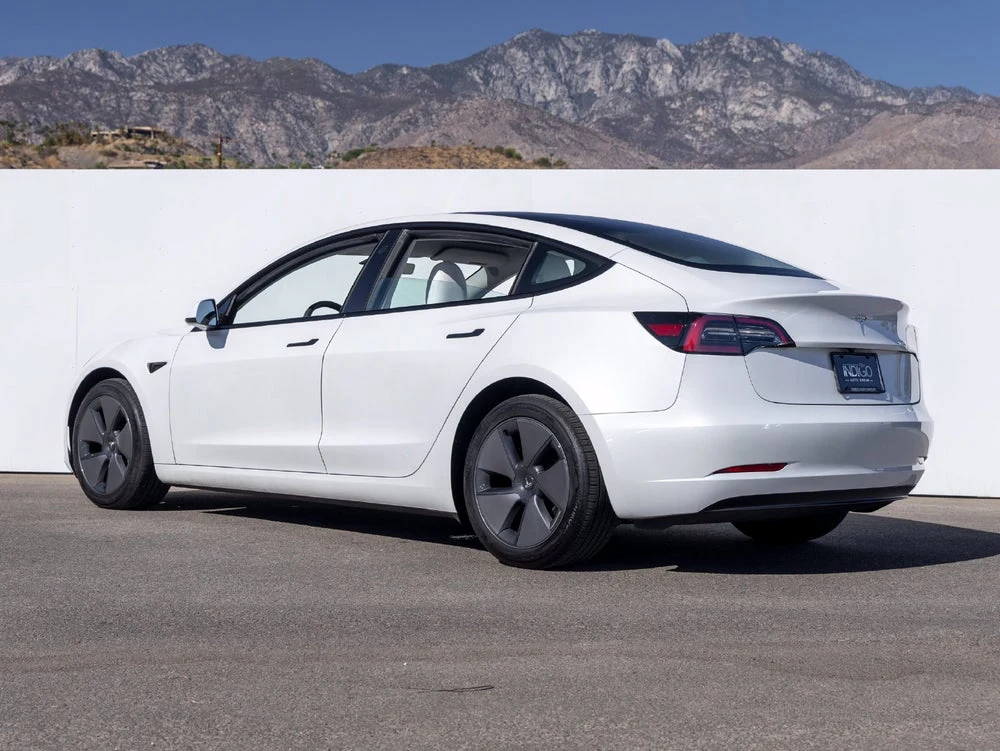 2023 Tesla Model 3 Base (Original Version), 4/20