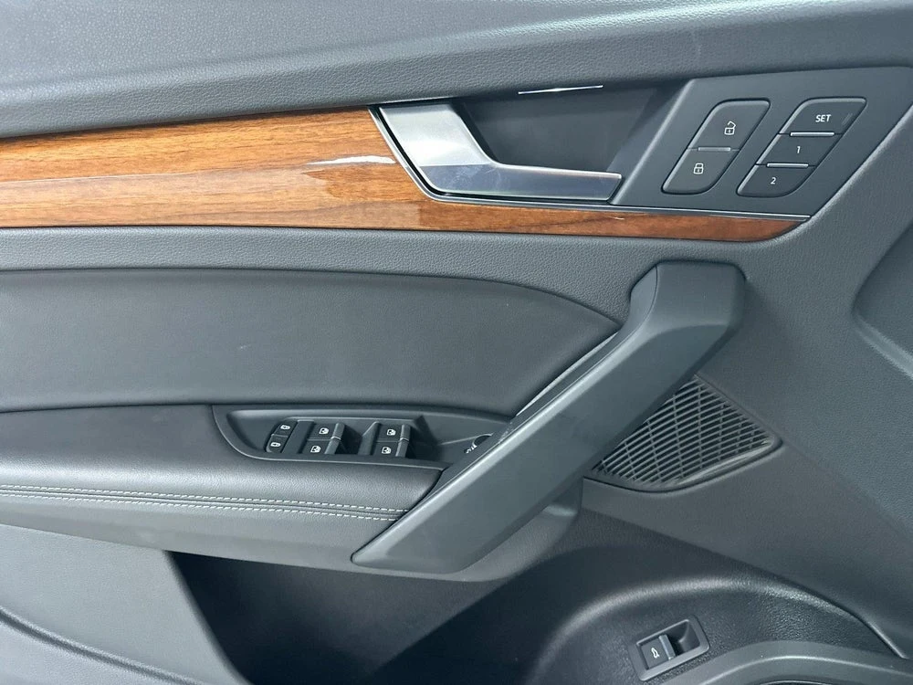 2023 Audi Q5 S line 45 TFSI quattro Premium Plus (FY), 10/20