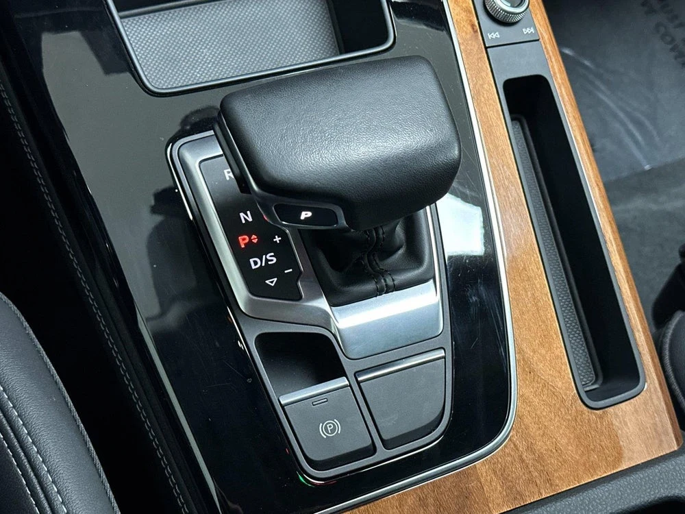 2023 Audi Q5 S line 45 TFSI quattro Premium Plus (FY), 20/20