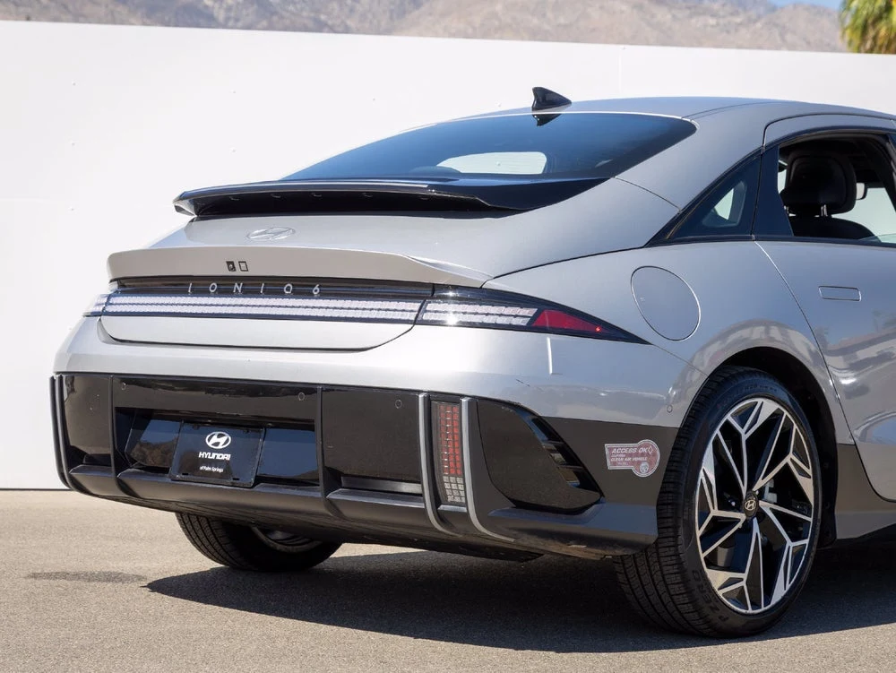2023 Hyundai IONIQ 6 Limited (Original Version), 13/13