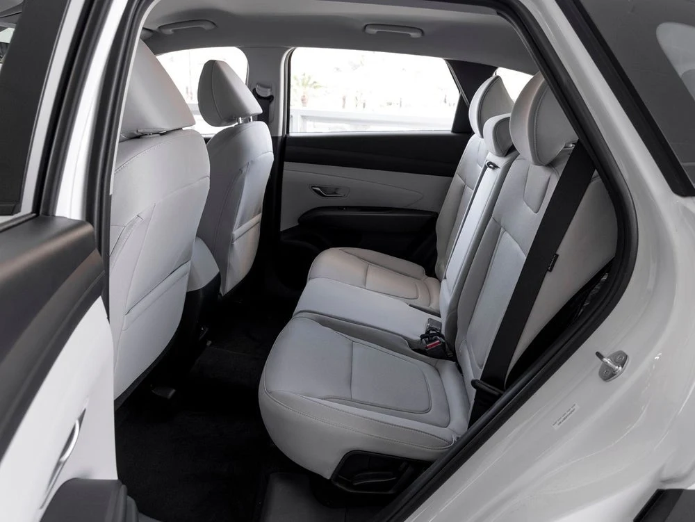 2026 Hyundai Tucson SE (2025 Update), 20/20