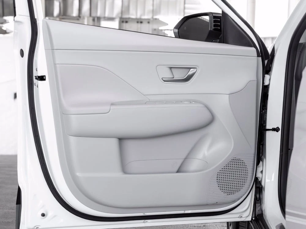 2027 Hyundai Kona SEL Premium (SX2), 9/20