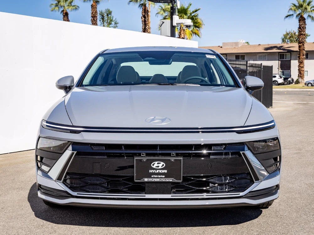 2027 Hyundai Sonata Hybrid Blue (2024 Update), 4/20