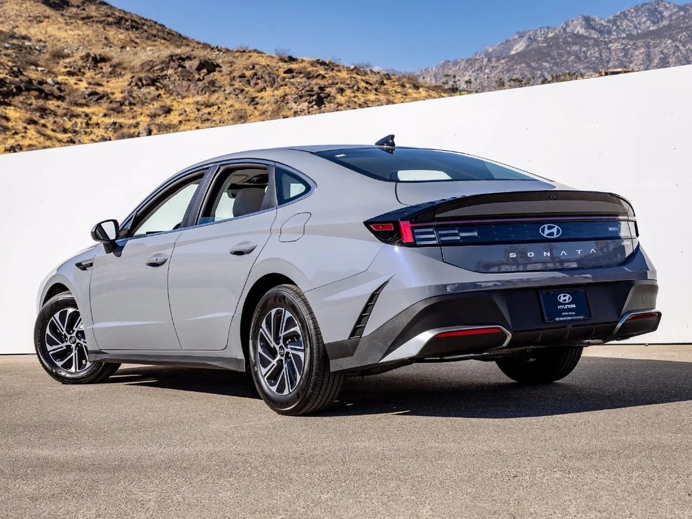 2027 Hyundai Sonata Hybrid Blue (2024 Update), 8/20