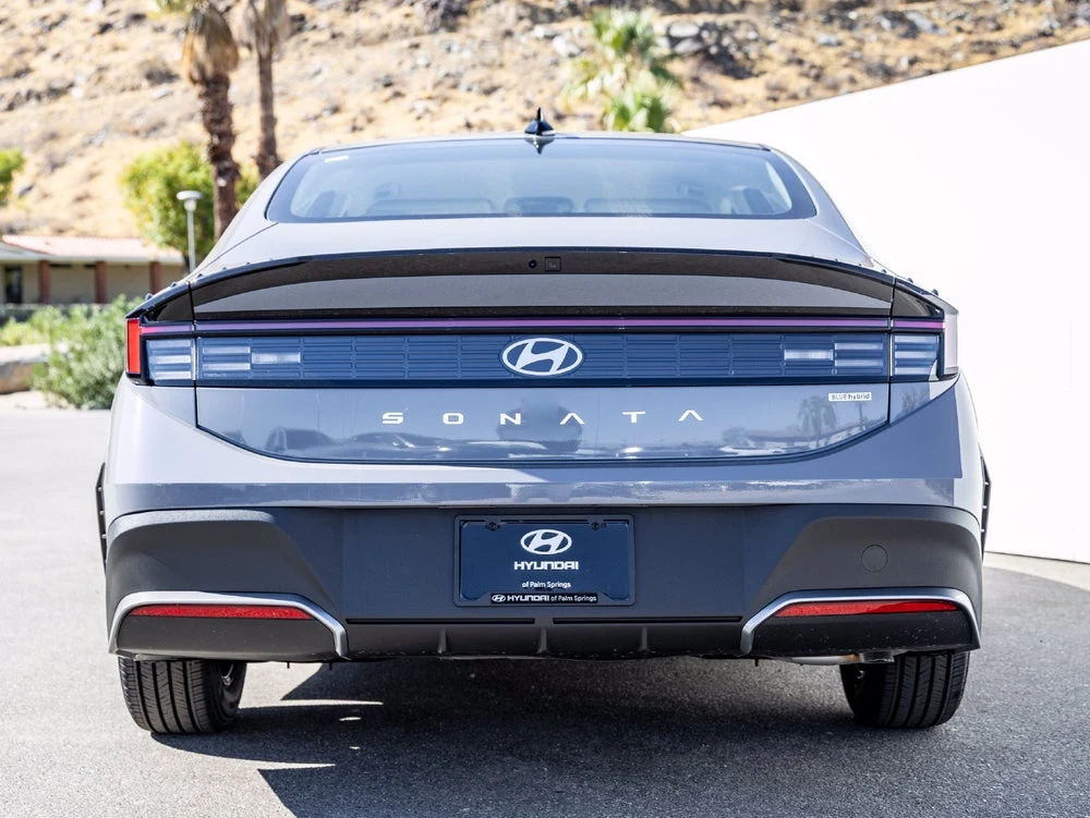 2027 Hyundai Sonata Hybrid Blue (2024 Update), 10/20