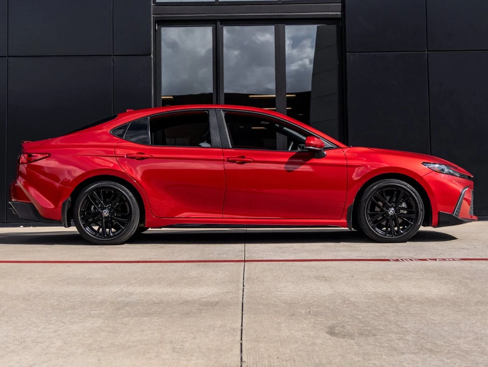2025 Toyota Camry SE (XV80), 10/20