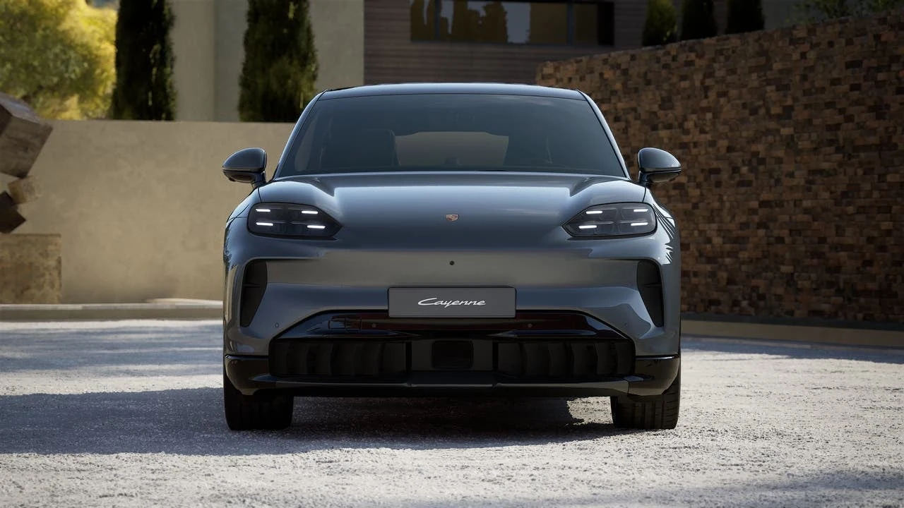 2026 Porsche Cayenne Coupé Electric (E4), 8/14