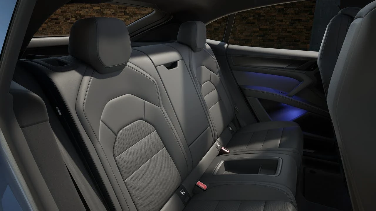 2026 Porsche Cayenne Coupé Electric (E4), 13/14