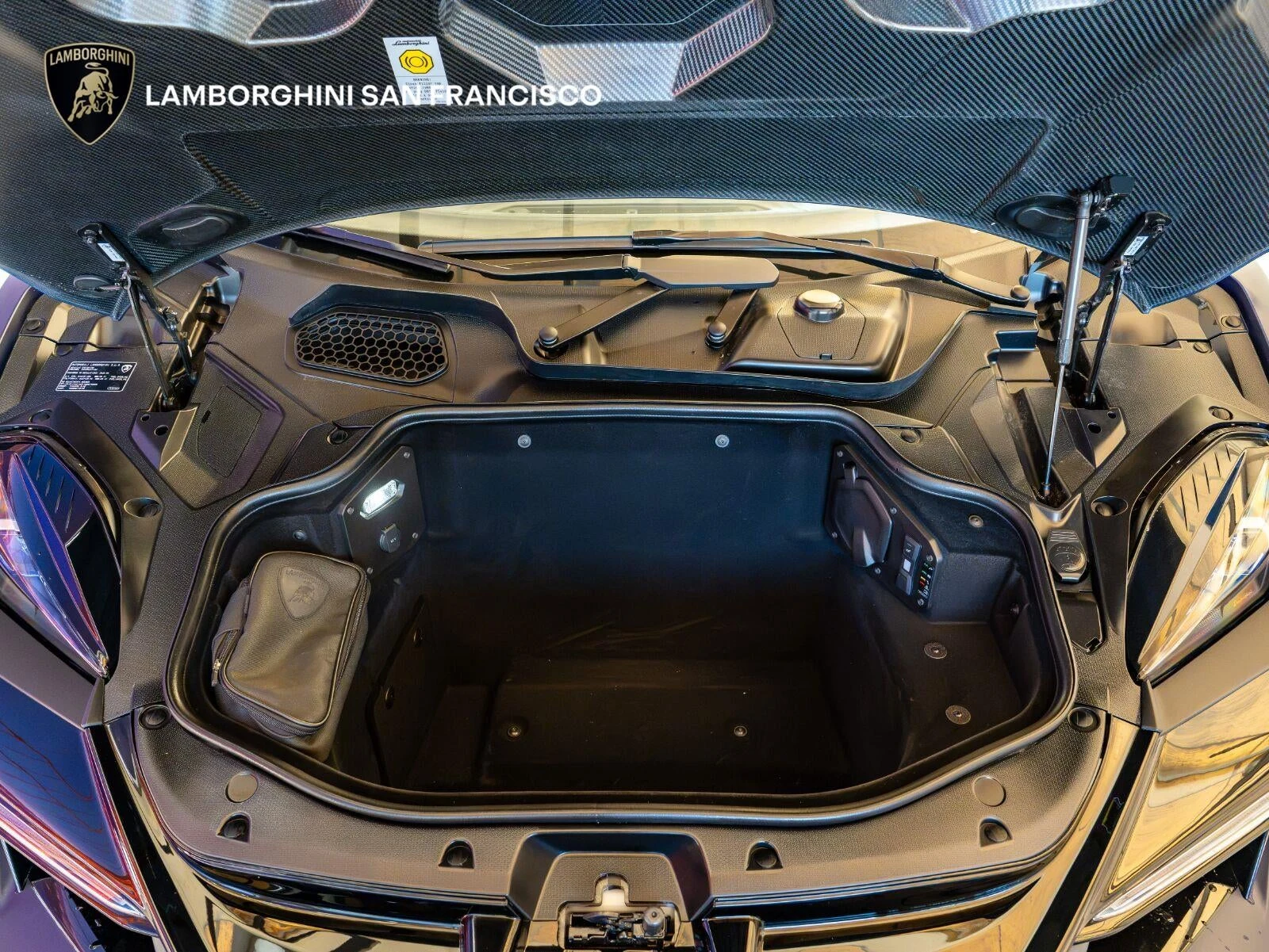 2026 Lamborghini Revuelto, 24/28