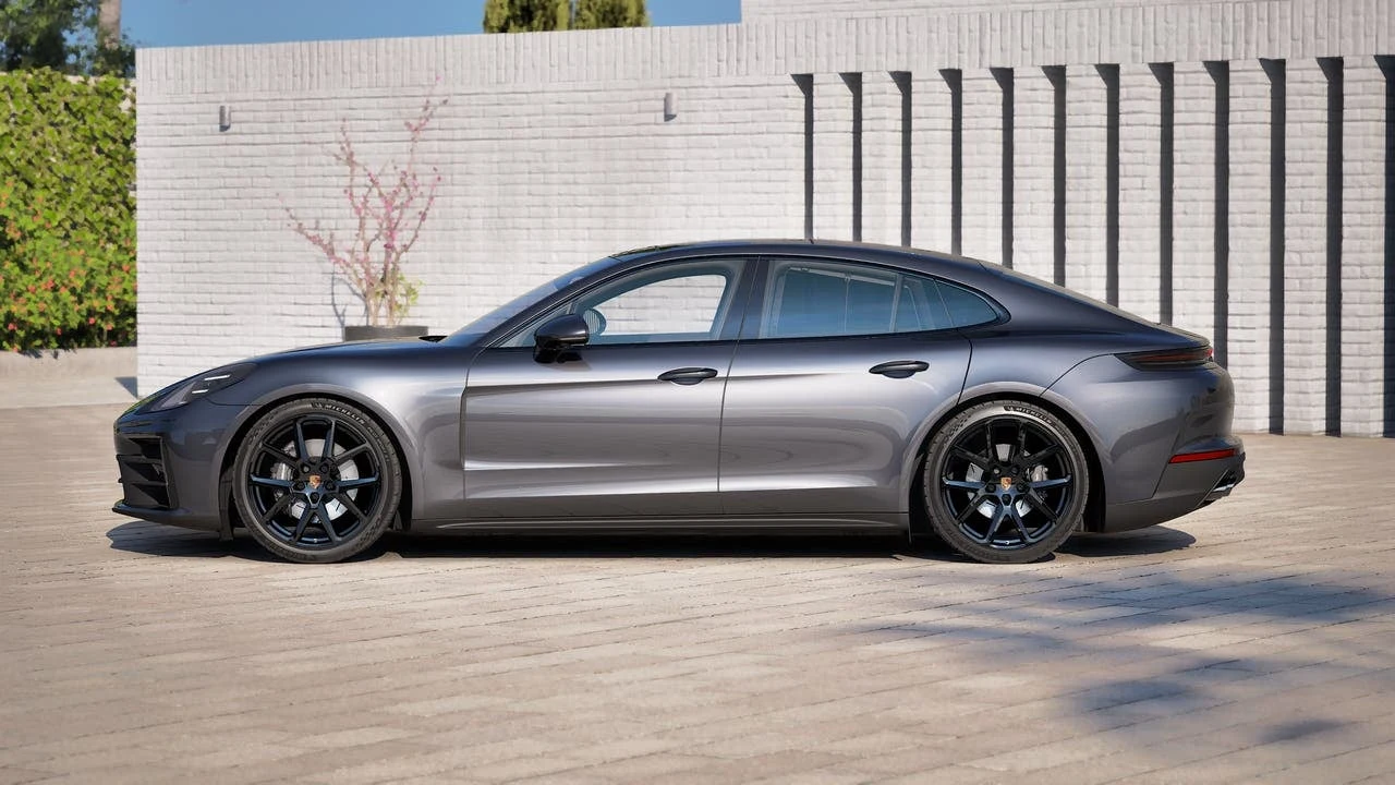 2027 Porsche Panamera 4 (976), 2/14