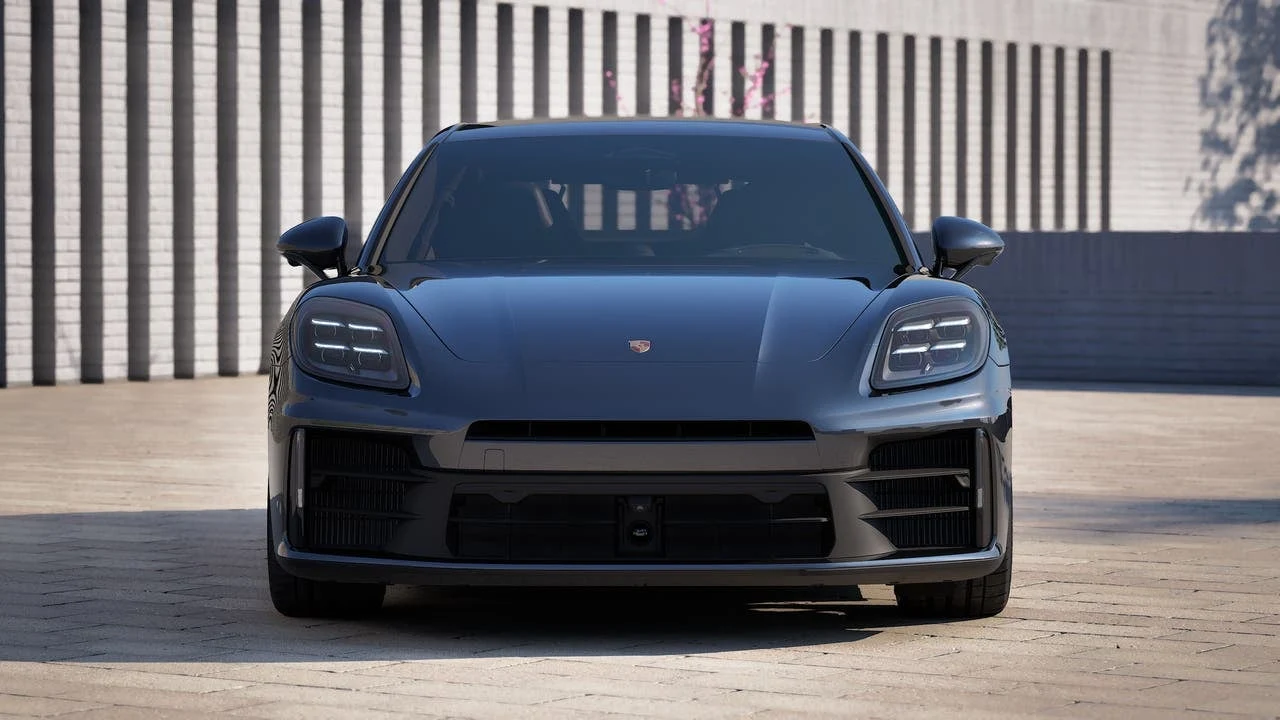 2027 Porsche Panamera 4 (976), 8/14