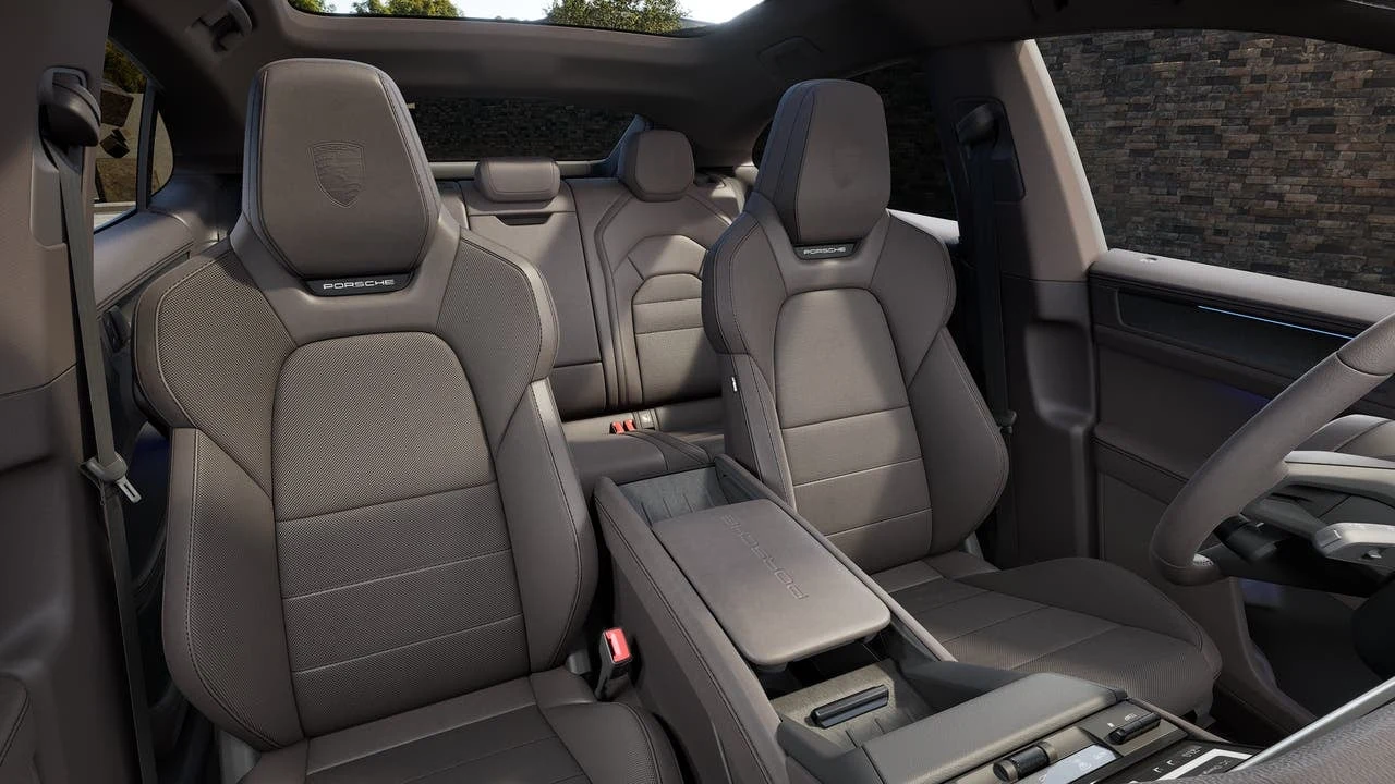 2026 Porsche Cayenne Coupé Electric (E4), 12/14