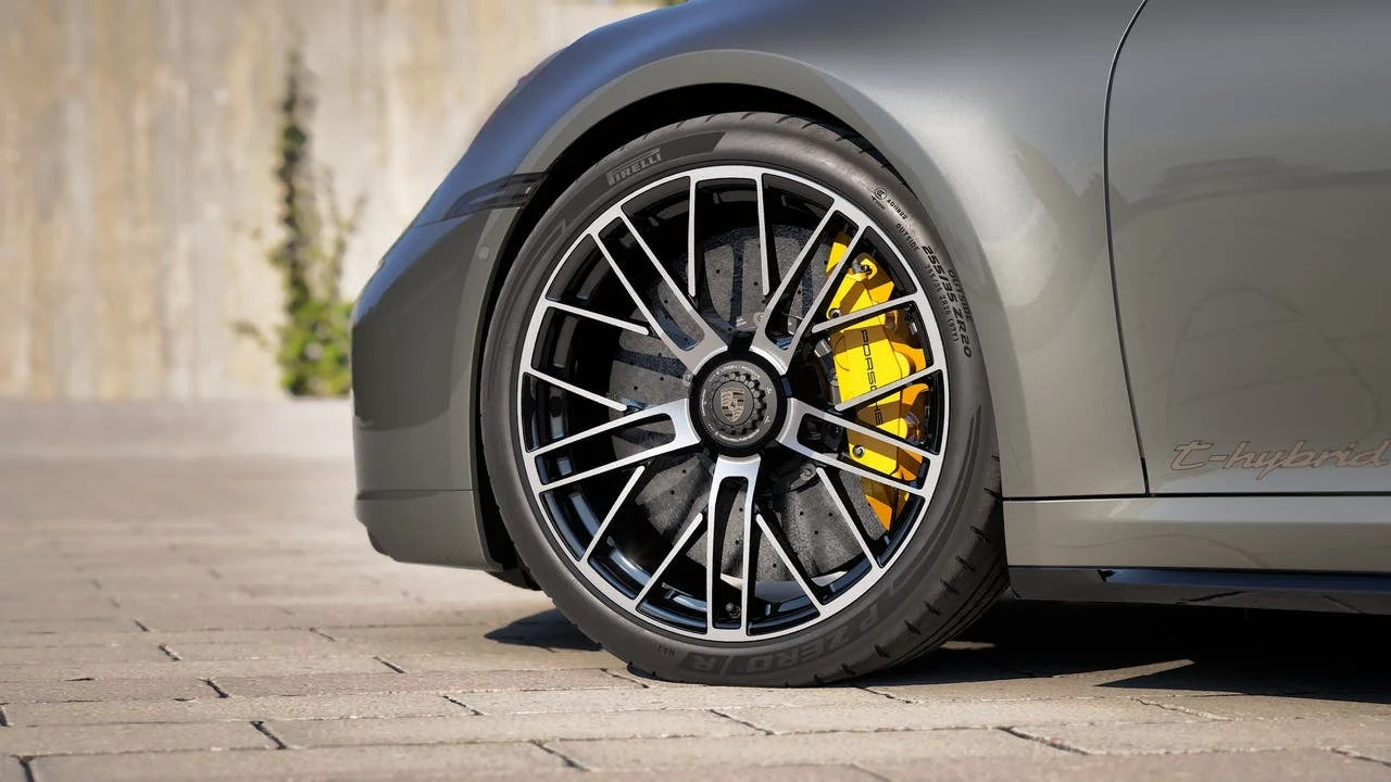 2026 Porsche 911 Turbo S (992.2), 10/14