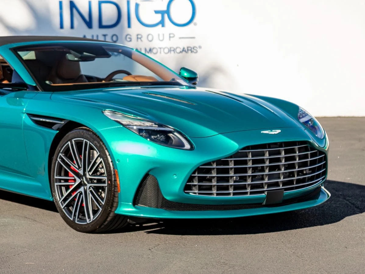 2026 Aston Martin DB12 Volante, 7/30