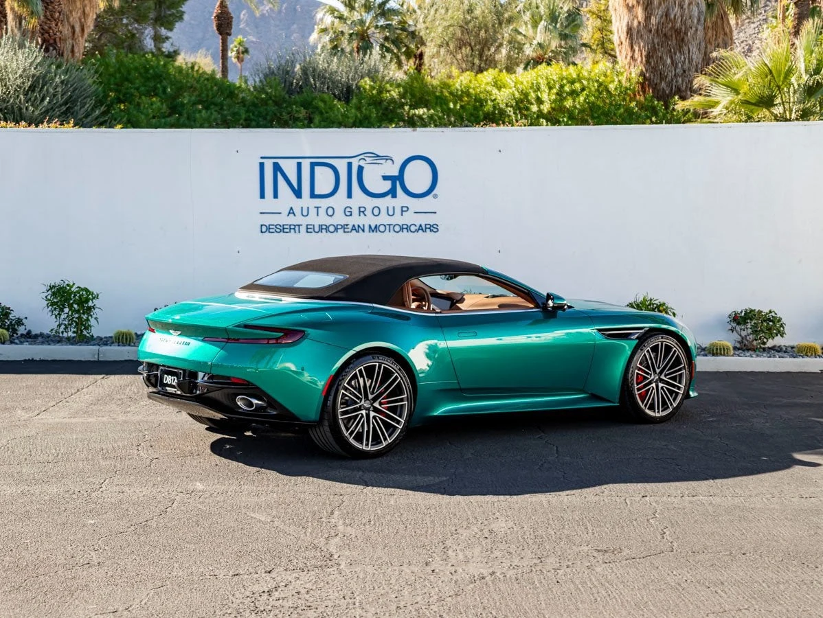 2026 Aston Martin DB12 Volante, 8/30