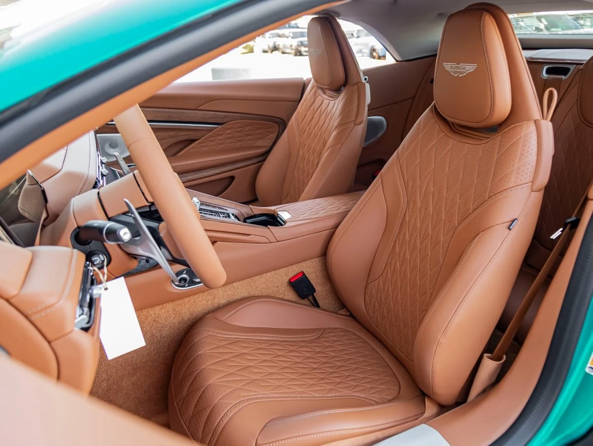 2026 Aston Martin DB12 Volante, 14/30