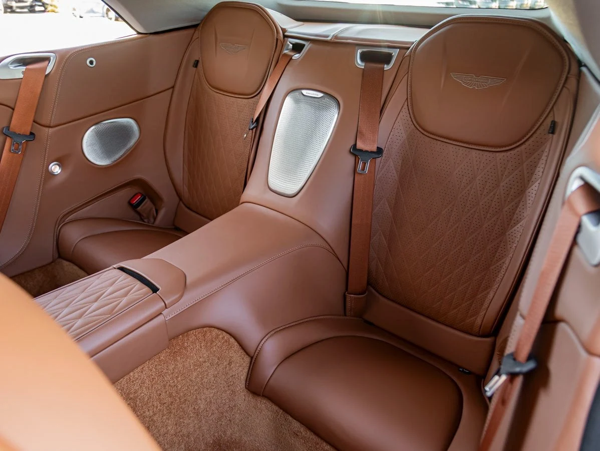 2026 Aston Martin DB12 Volante, 21/30