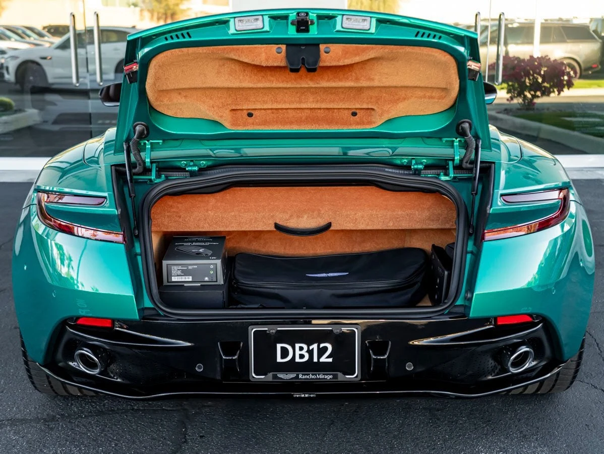 2026 Aston Martin DB12 Volante, 22/30