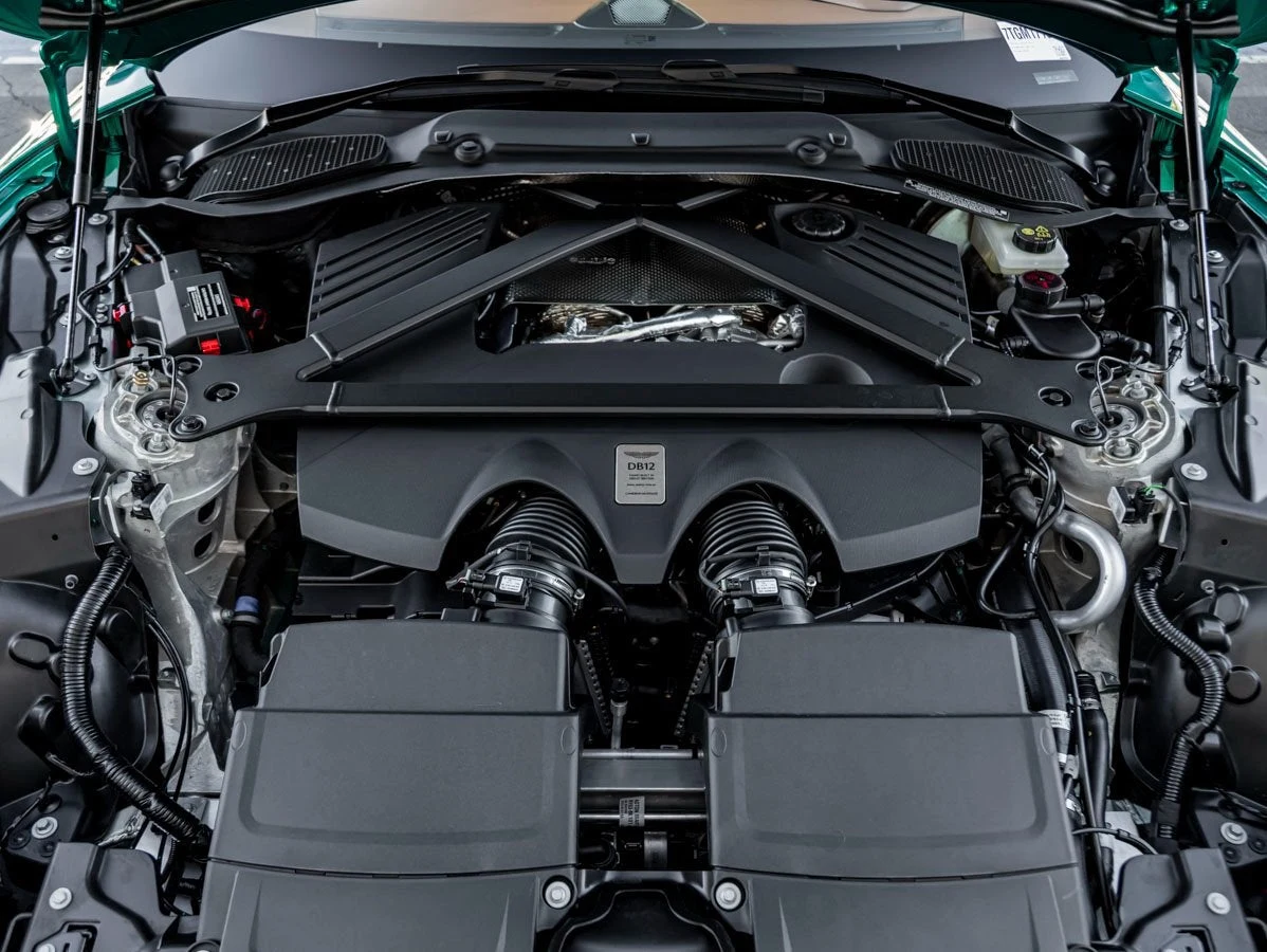 2026 Aston Martin DB12 Volante, 30/30