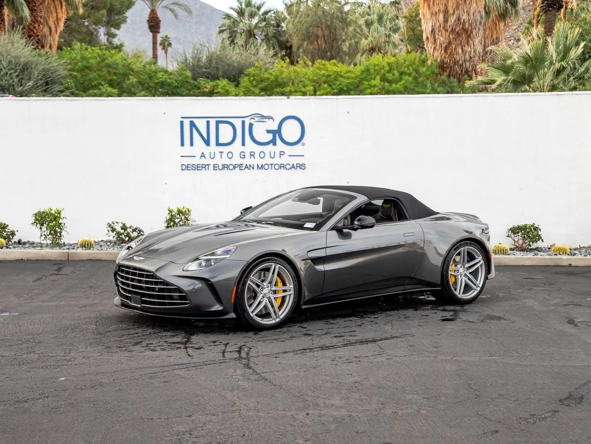 2026 Aston Martin Vantage Roadster (2024 Update), 2/30