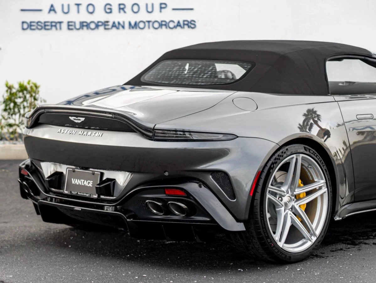 2026 Aston Martin Vantage Roadster (2024 Update), 9/30