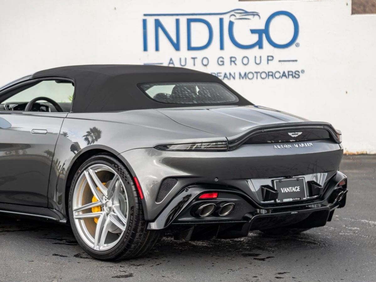 2026 Aston Martin Vantage Roadster (2024 Update), 12/30