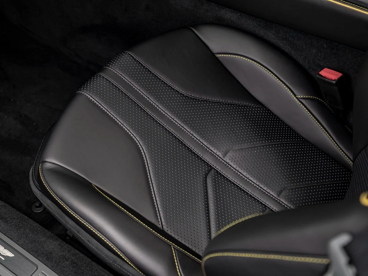 2026 Aston Martin Vantage Roadster (2024 Update), 16/30