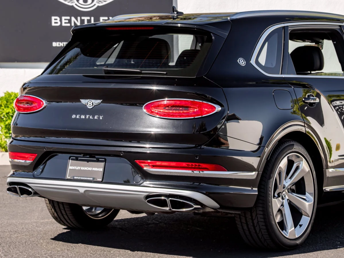 2025 Bentley Bentayga EWB V8, 10/30