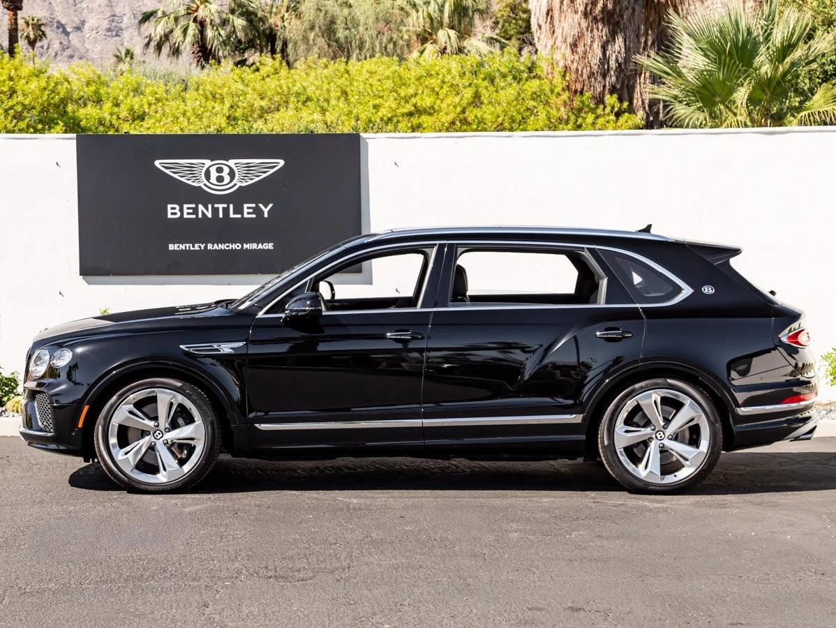 2025 Bentley Bentayga EWB V8, 12/30