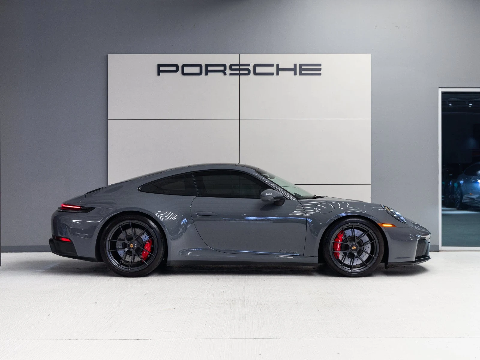 2026 Porsche 911 Carrera GTS (992.2), 8/30