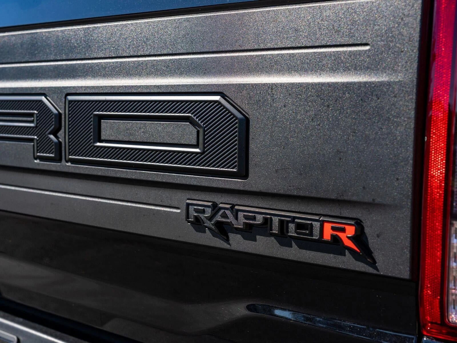 2025 Ford F-150 Raptor R, 16/29