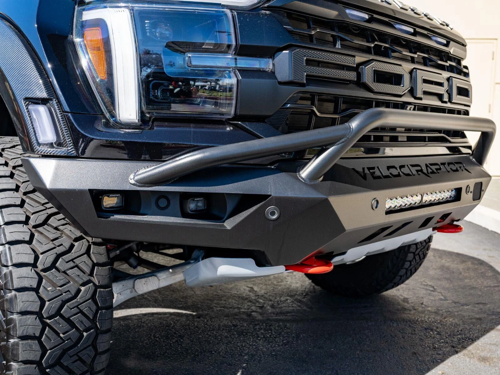 2025 Ford F-150 Raptor R, 17/29