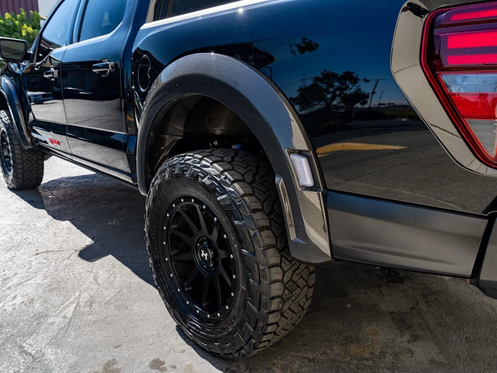 2025 Ford F-150 Raptor R, 24/29