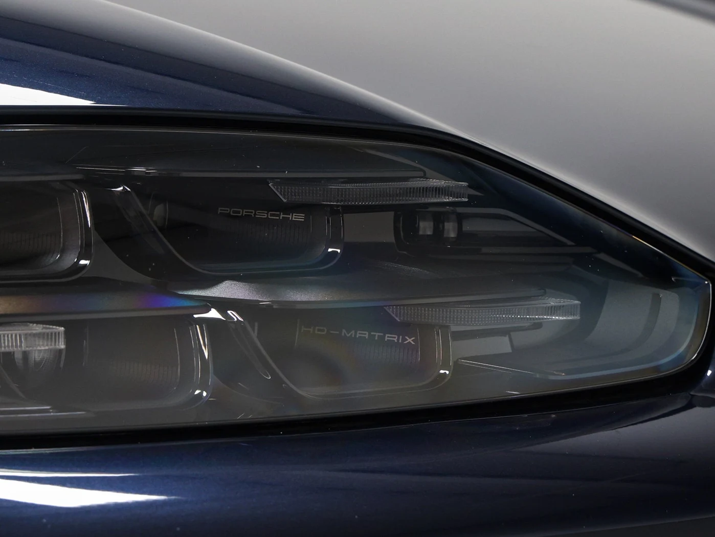 2026 Porsche Cayenne Turbo Electric (E4), 17/30