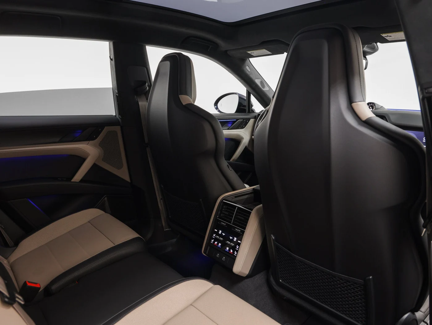 2026 Porsche Cayenne Turbo Electric (E4), 30/30