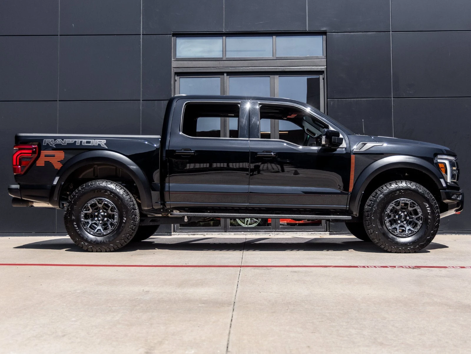 2026 Ford F-150 Raptor R, 10/30