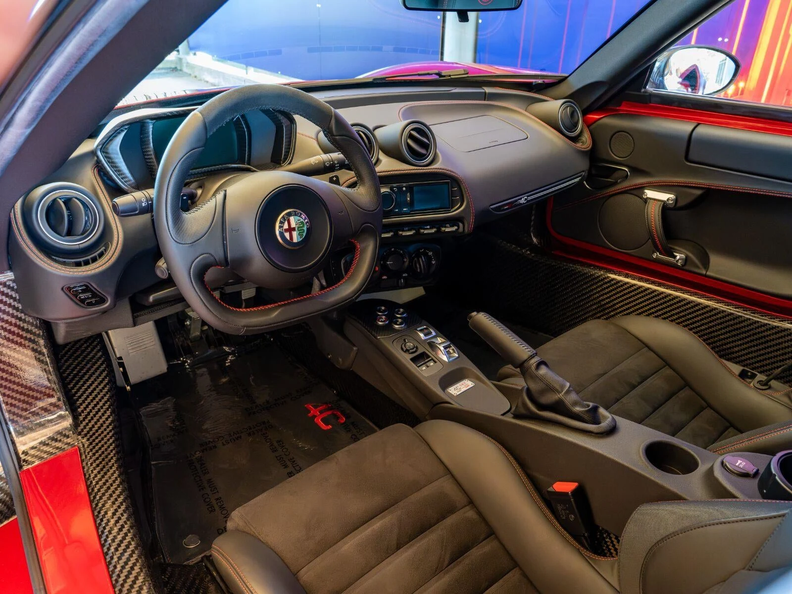 2015 Alfa Romeo 4C Launch Edition, 9/24