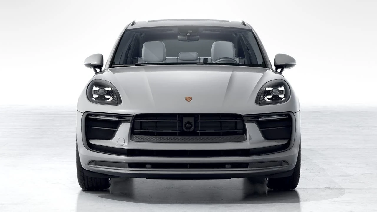 2024 Porsche Macan S, 8/10