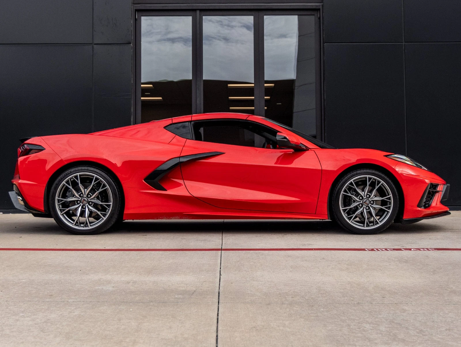 2025 Chevrolet Corvette Stingray C8, 10/30